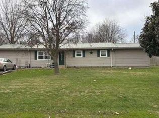 2638 N Jeffrey St, Scottsburg, IN 47170