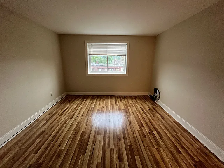 5606 Stanton Ave #10 — Photo 6