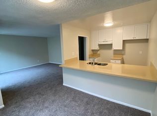 3464 Elm Ave APT 207, Long Beach, CA 90807