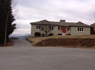 8254 Hunters Trl, Roanoke, VA 24019