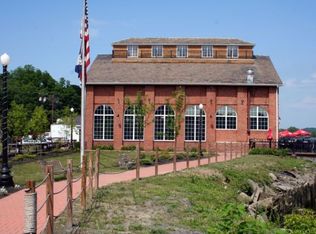 100 Rondout Lndg, Kingston, NY 12401