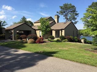 3 Lake Pinehurst Villas Rd, Pinehurst, NC 28374