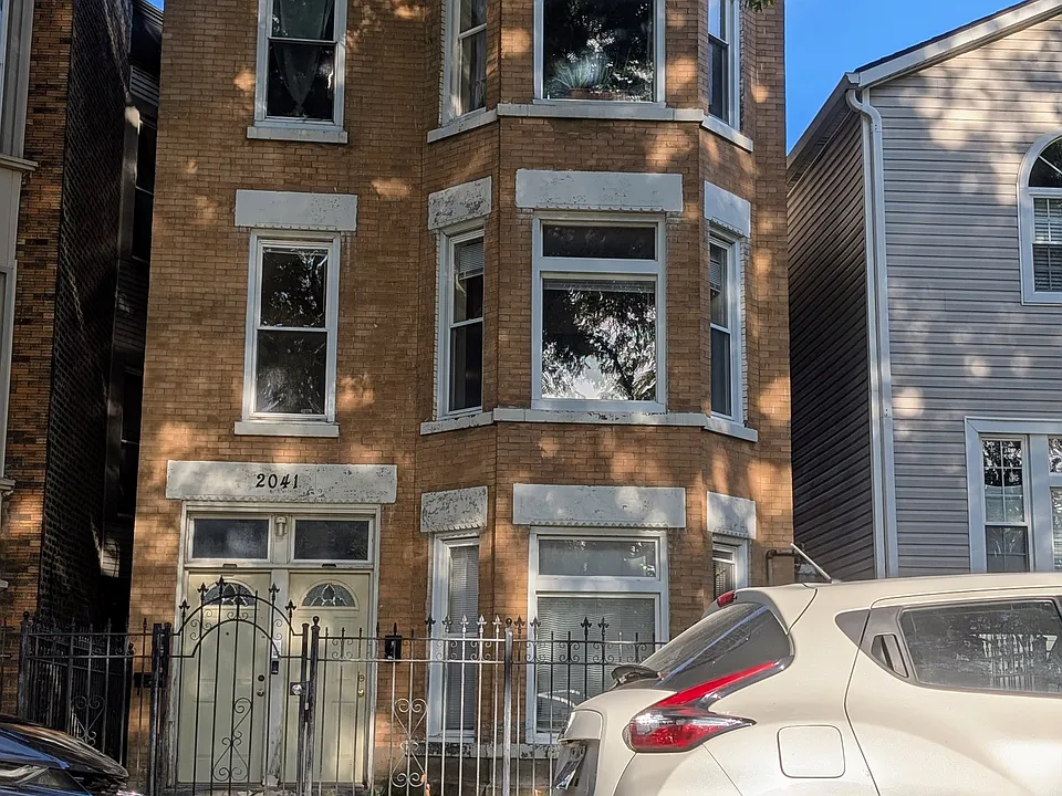 2041 N Keeler Ave #2