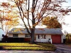 2517 Peterson Ln photo 1