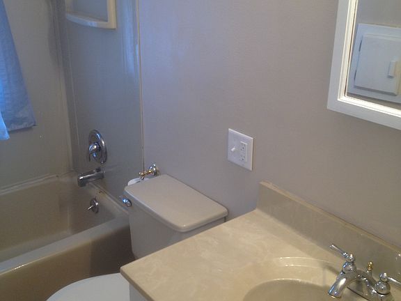 Updated Full Bathroom