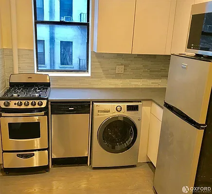 Rented by Oxford Property Group | media 84