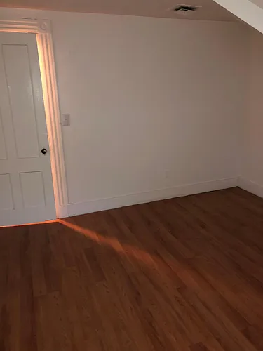 220 Sherman Ave Photo 1
