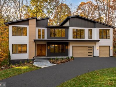 6916 Carmichael Ave, Bethesda, MD, 20817