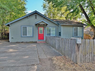 1211 Locust St, Medford, OR, 97501