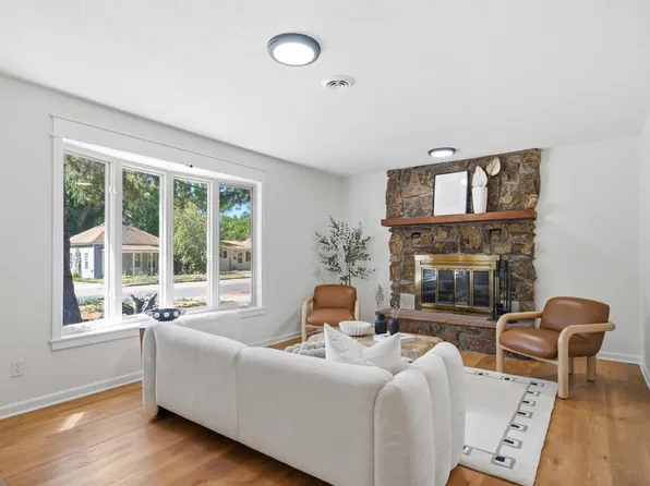 545 E 11th St, Loveland, CO 80537