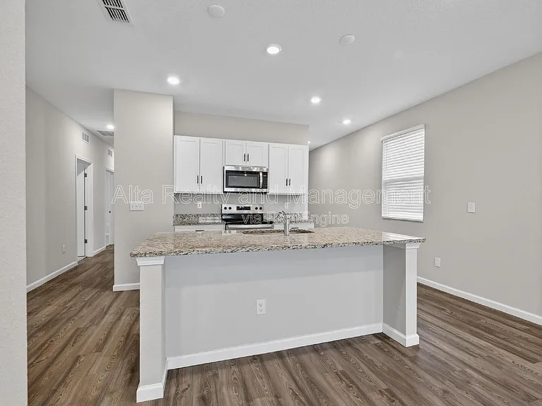 14757 Cashew Ave — Photo 11