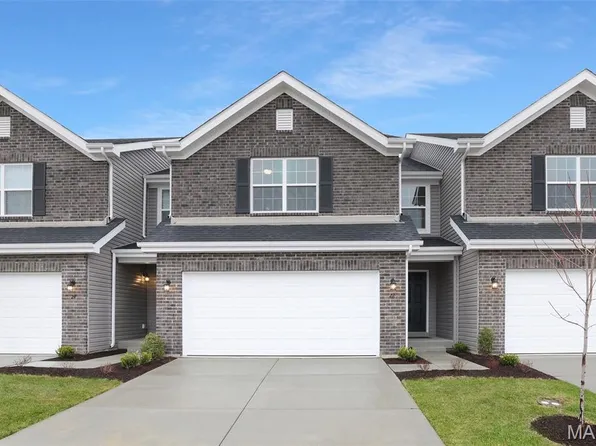 51 Fairmount Grove Dr, Saint Peters, MO 63376