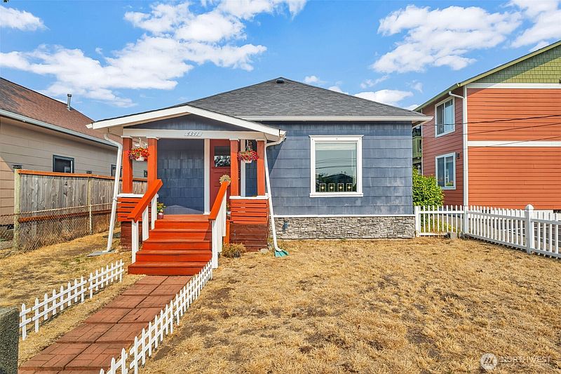 2nd image of 4341 S Puget Sound Avenue