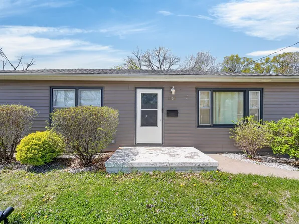 2306 48th Pl, Des Moines, IA 50310