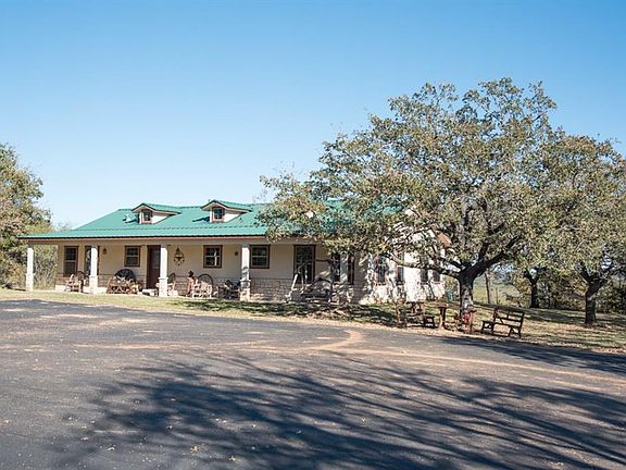 2nd image of 1517 Private Road 724