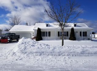 575 E Brege Dr, Rogers City, MI 49779