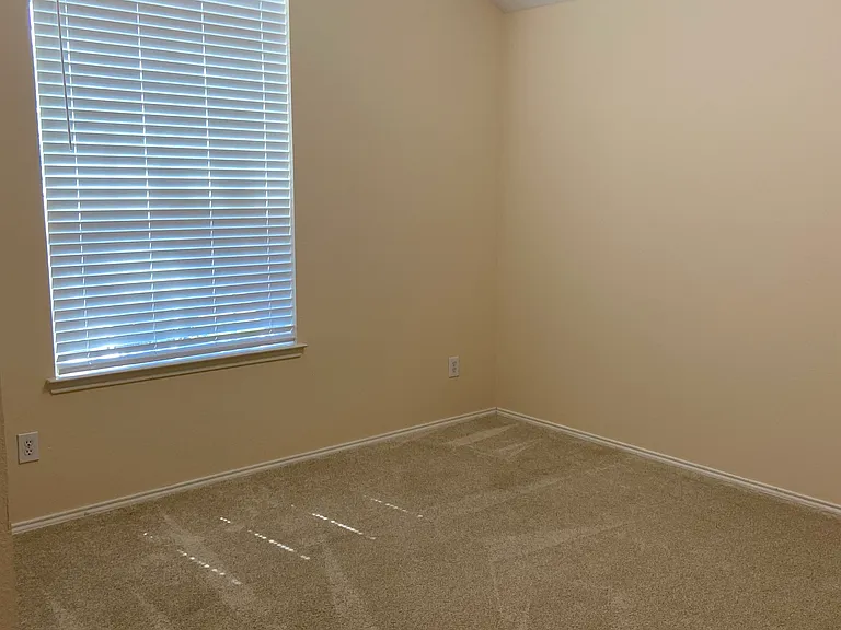 112 Cherrytree Trl — Photo 8
