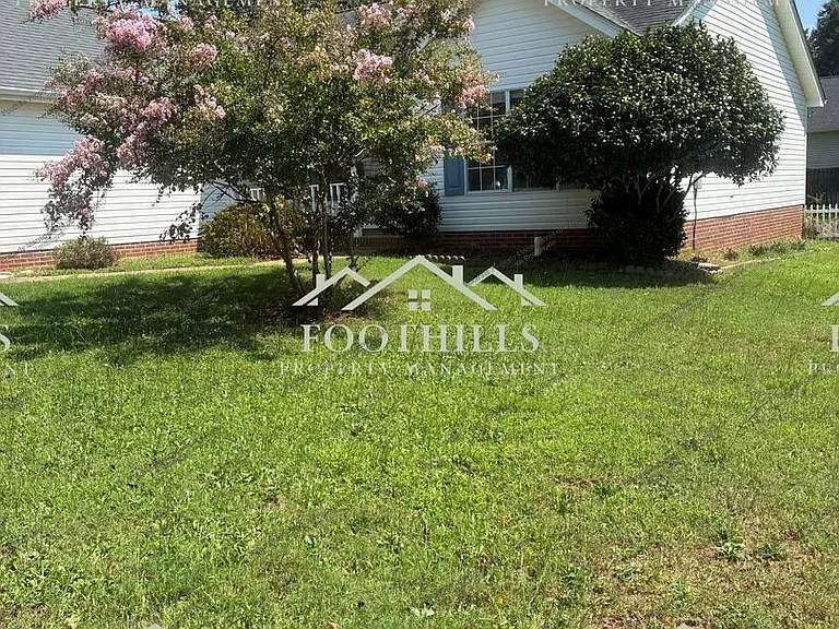 1003 Ravenswood Dr — Photo 21