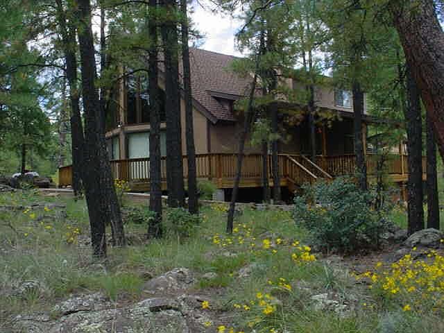 2nd image of 210 W Oak Drive