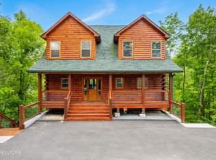 1611 White Halo Ct, Sevierville, TN 37876