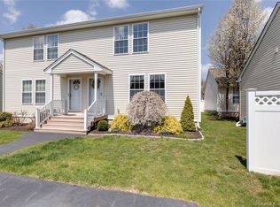 6 Finch Blvd, Unionville, CT 06085