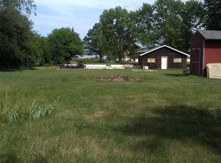 15507 N River Beach Dr, Chillicothe, IL 61523