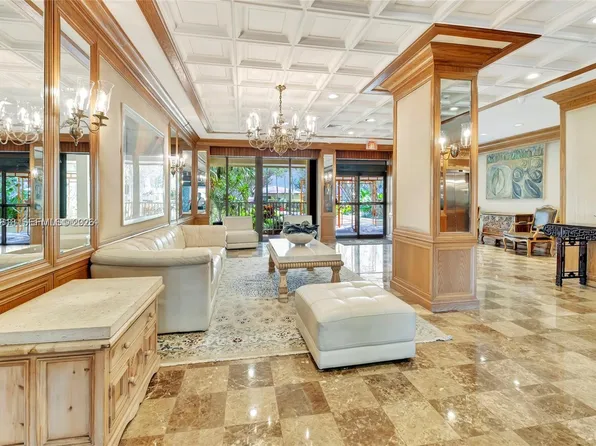 11111 Biscayne Blvd #8F, Miami, FL 33181