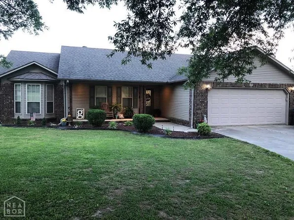 602 N 9th St, Marmaduke, AR 72443