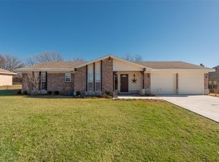 504 Bruce Rd, Godley, TX 76044