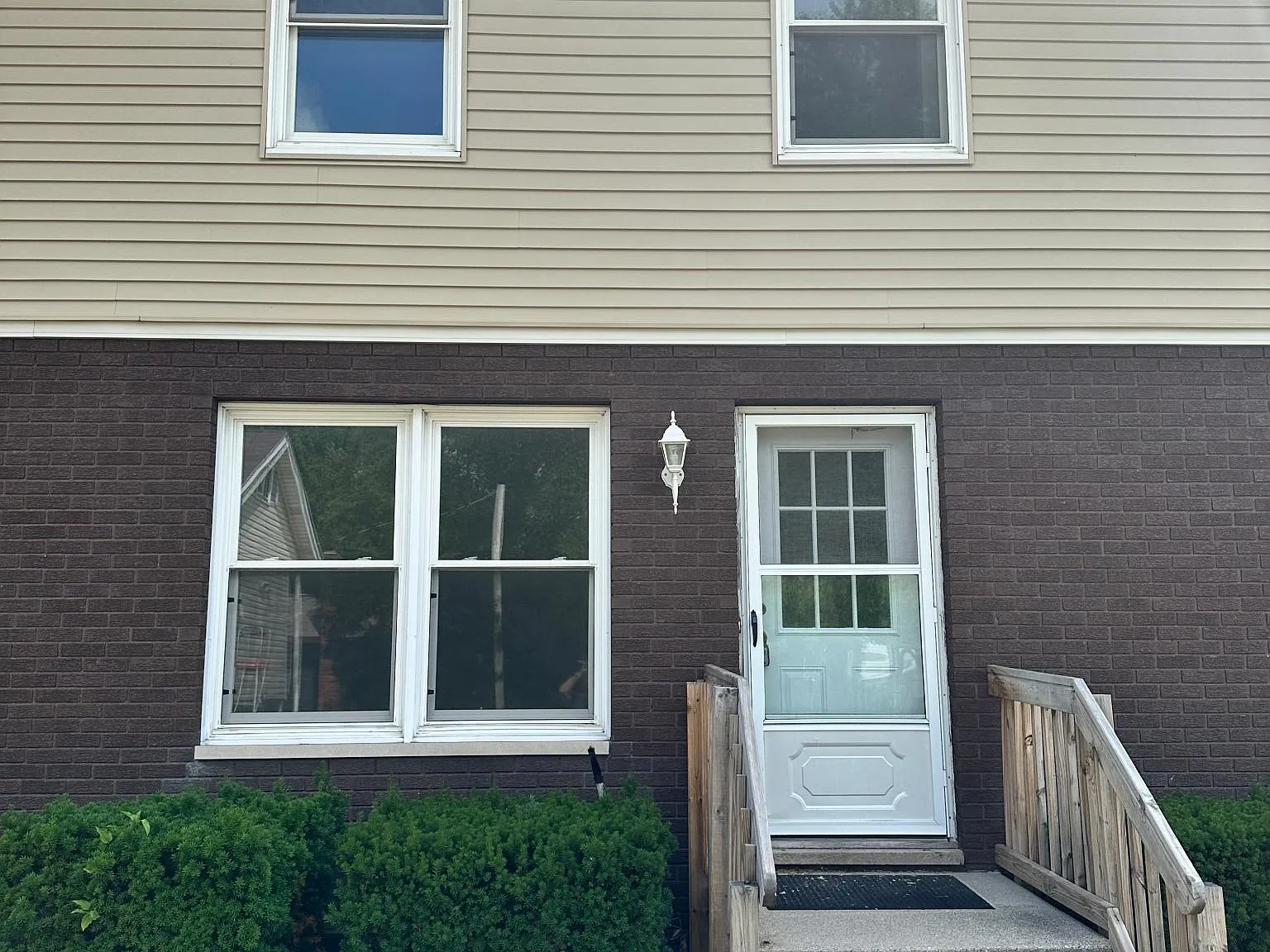 2 bed, 1100 sqft, $1,000 — Photo 3
