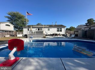 408 Cable Ave, Beachwood, NJ 08722