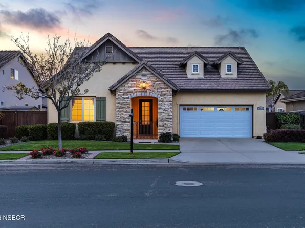 717 E Hawkins Way, Santa Maria, CA 93455