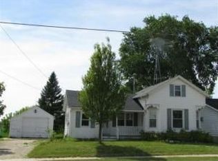 593 Milwaukee St, Lomira, WI 53048