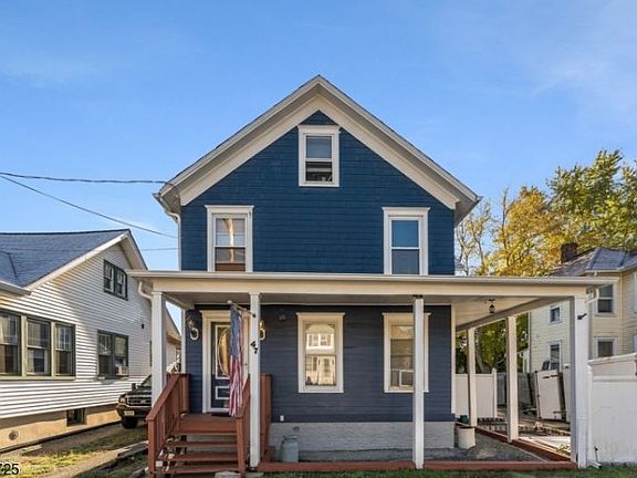 2nd image of 47 Kossman St