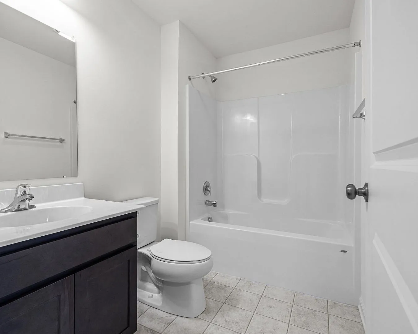 3 bed, 2232 sqft, $3,000 — Photo 3