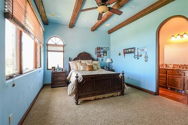 3rd bedroom upstairs