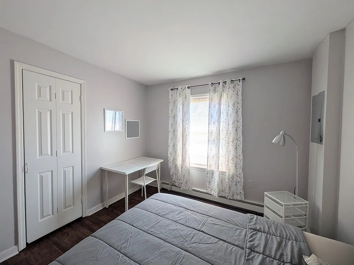 1 bed, 1100 sqft, $800 — Photo 3
