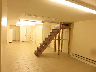 Rented by Rennit Inc.