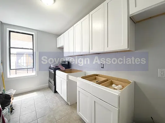 Rented by Sovereign Associates | media 8