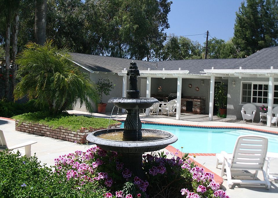 2nd image of 1607 Corona Ave