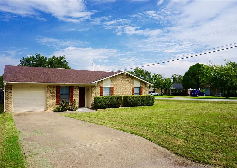1st image of 303 Linkwood Dr