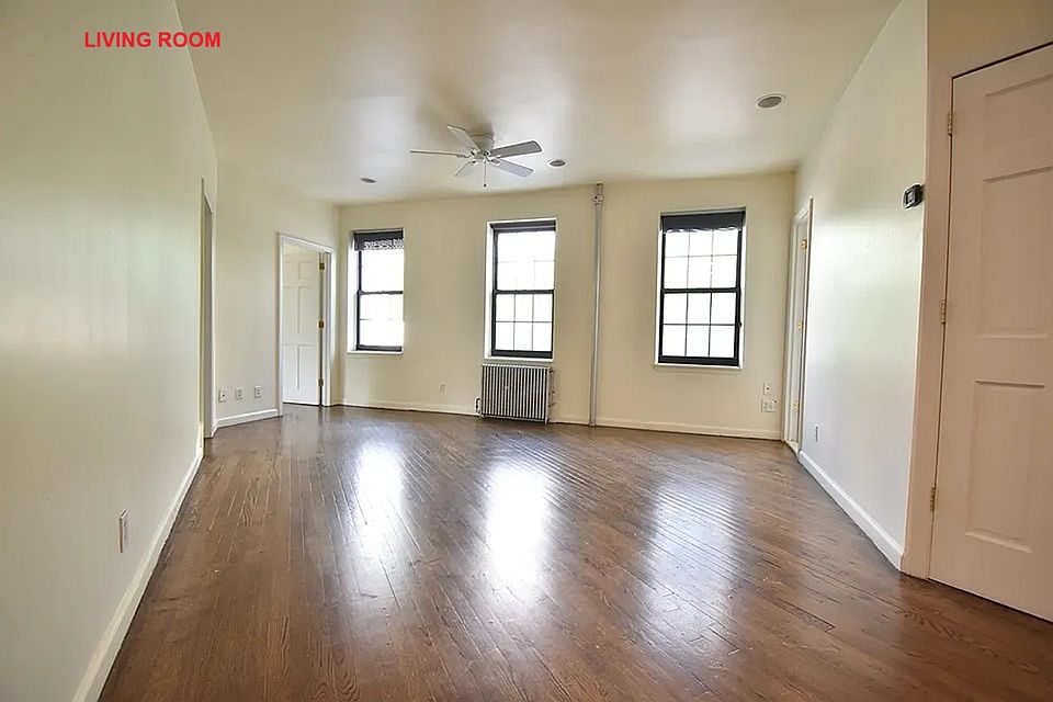 1st image of 27 Saint James Pl APT 1