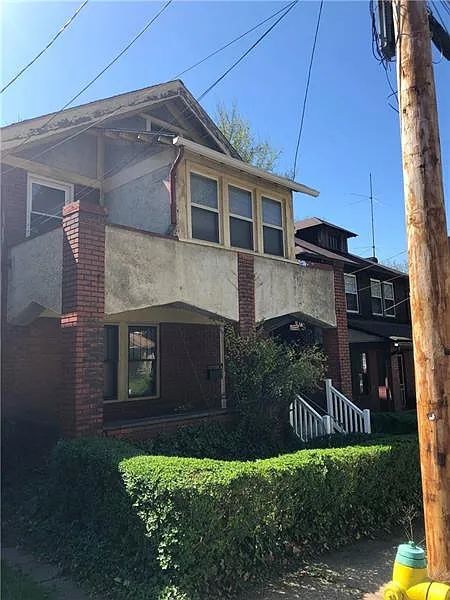 1320 Franklin Ave photo 1