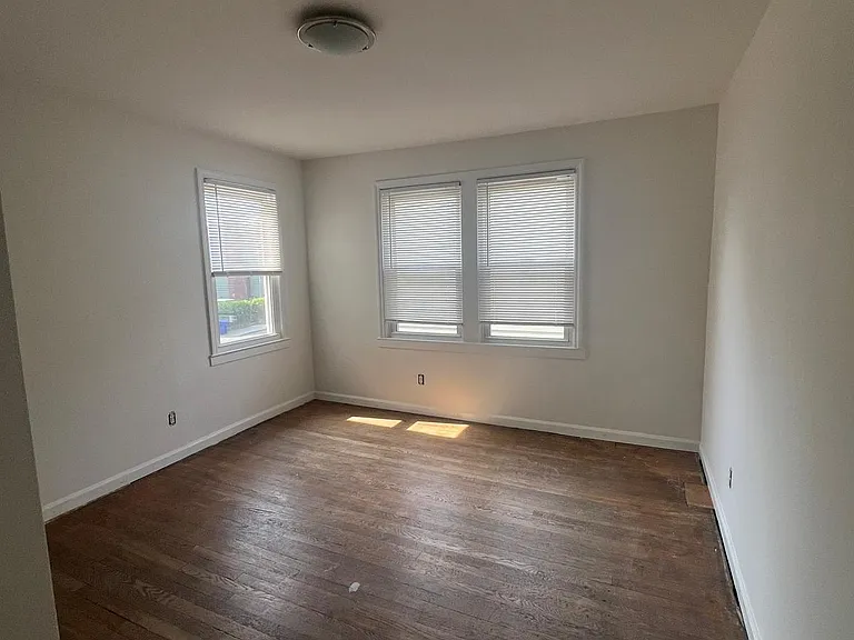 3 Laura St #2 — Photo 8