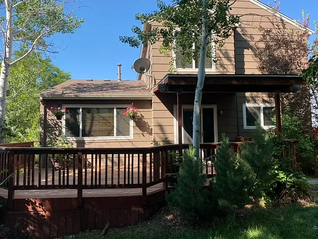 2340 Andrew Dr — Photo 11