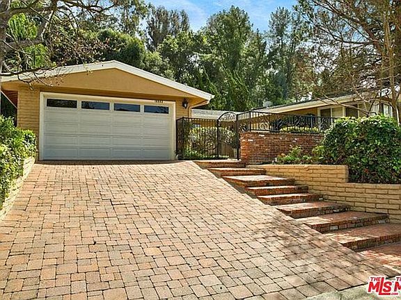 3rd image of 15552 Hamner Dr