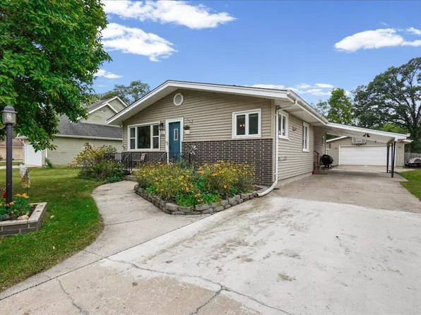 822 S Wisconsin St, Hobart, IN 46342
