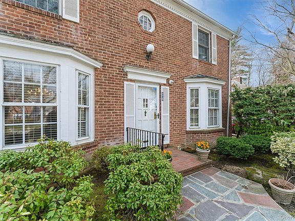 3rd image of 24 Welwyn Road