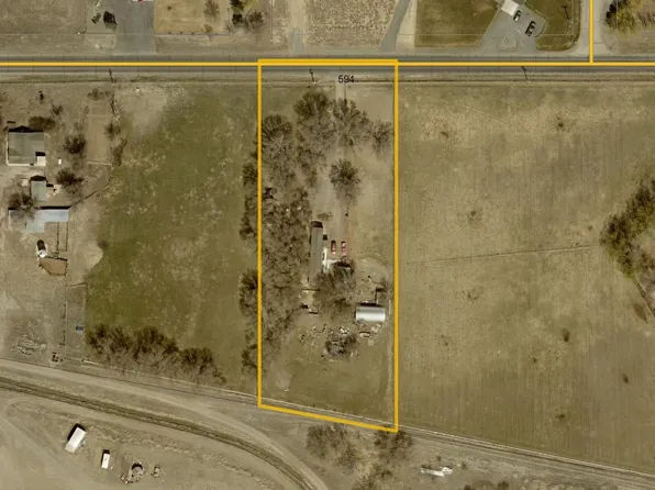 594 Lane 9, Powell, WY 82435