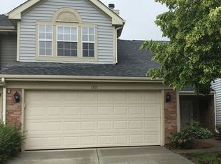 1505 Club Dr, Glendale Heights, IL 60139